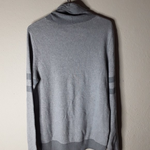 Express Funnel Sweater - Picture 4 of 5